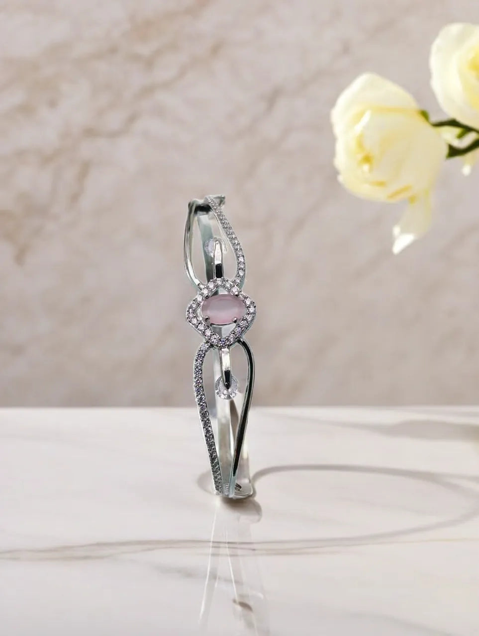 Single Stone Ovel Shaped Bracelet image 1