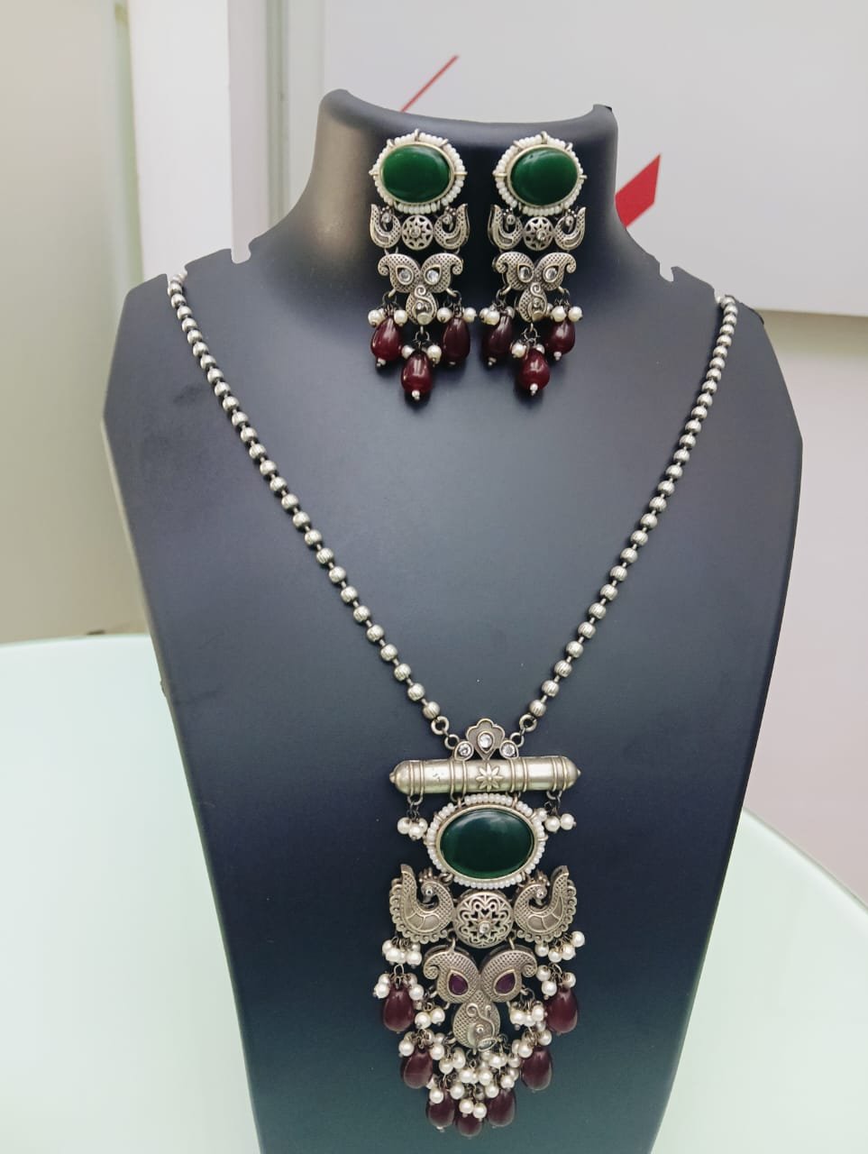 Temple Pendant Set – Emerald Green image 2